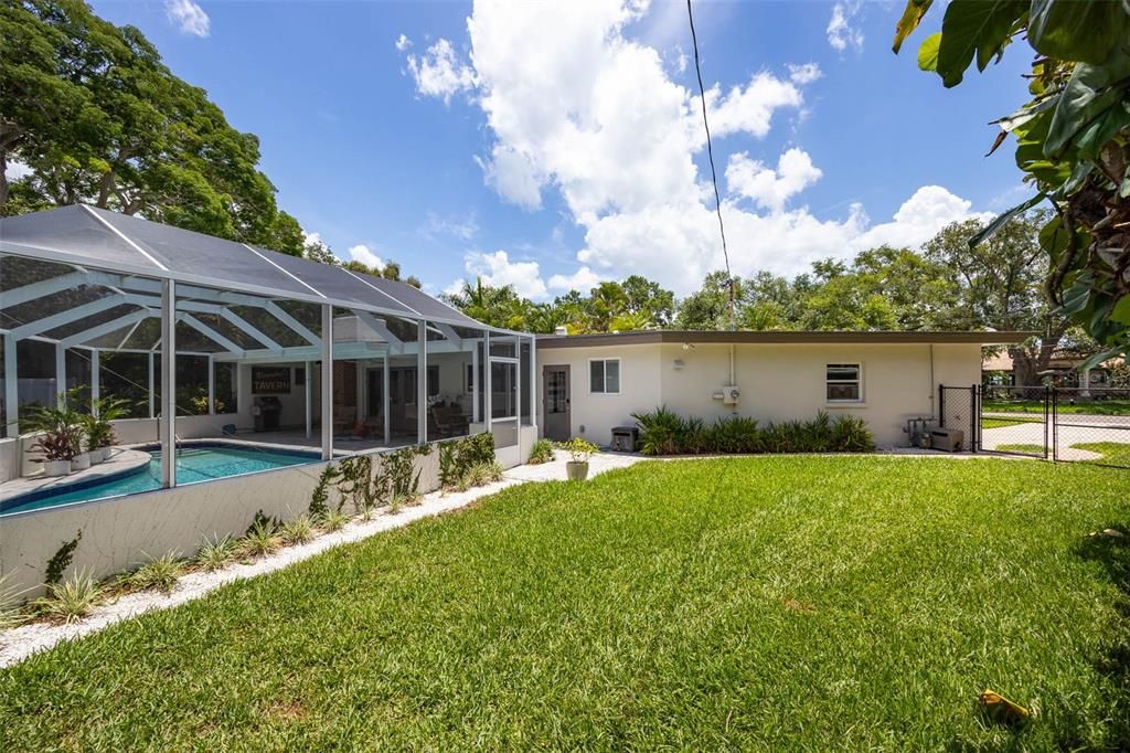 Activo con contrato: $640,000 (2 camas, 2 baños, 1523 Pies cuadrados)