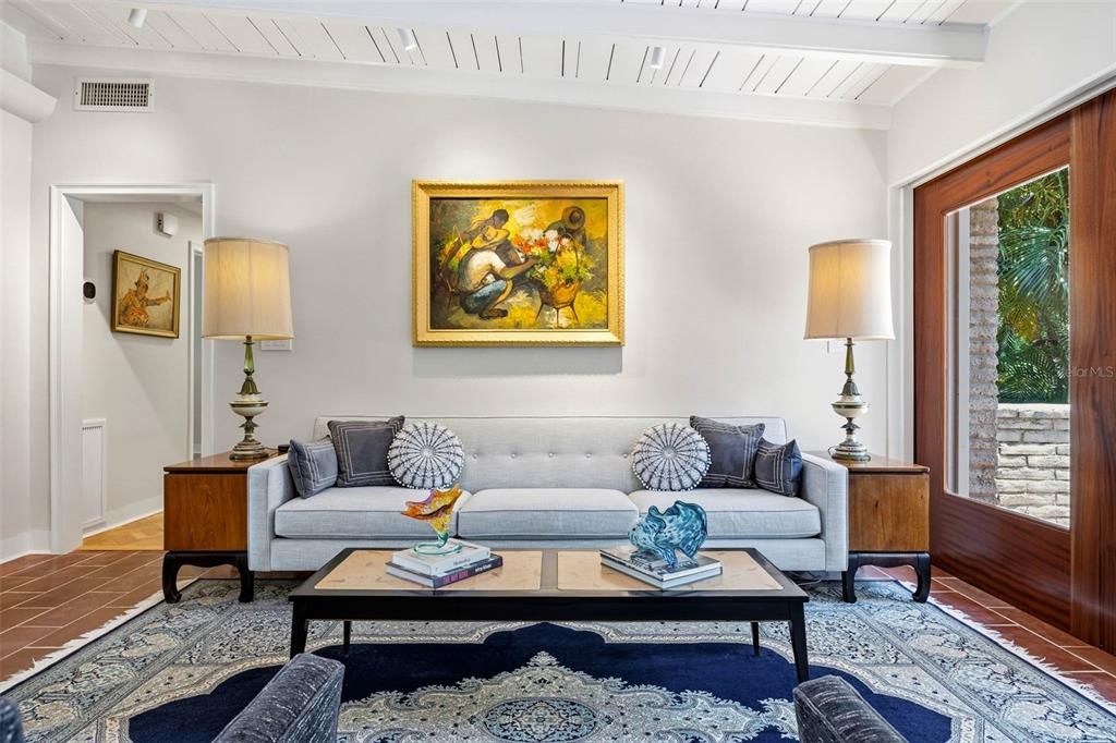 Activo con contrato: $640,000 (2 camas, 2 baños, 1523 Pies cuadrados)