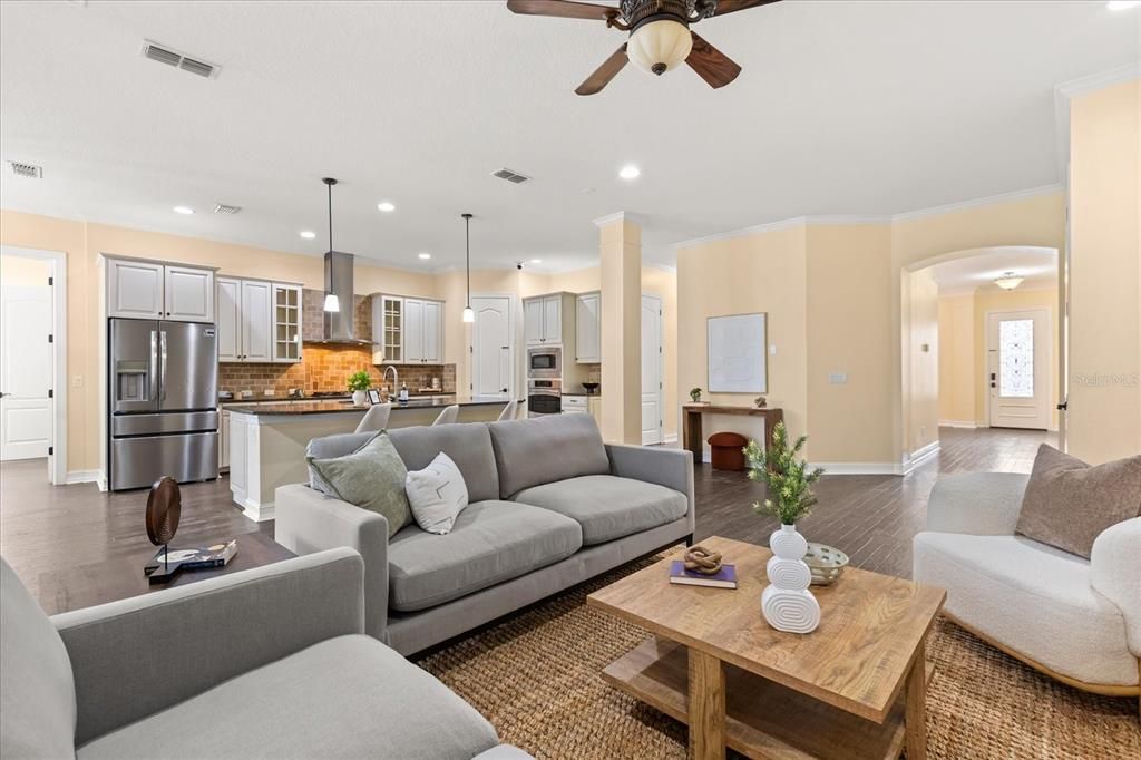 For Rent: $7,800 (5 beds, 4 baths, 3835 Square Feet)