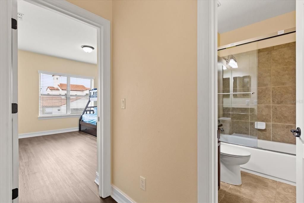 For Rent: $7,800 (5 beds, 4 baths, 3835 Square Feet)