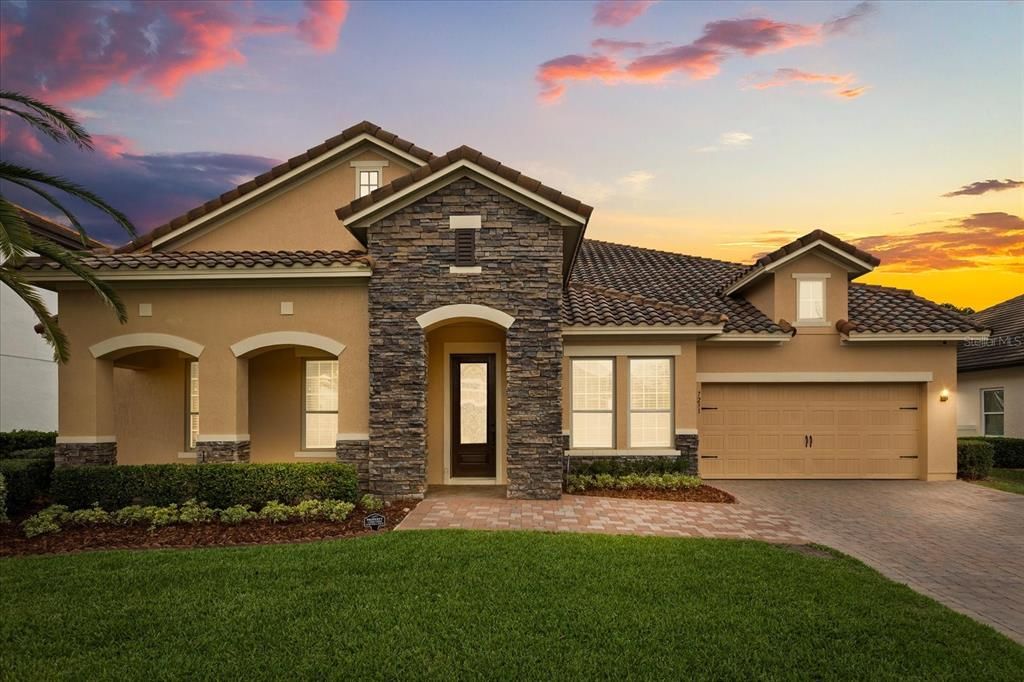 For Rent: $7,800 (5 beds, 4 baths, 3835 Square Feet)