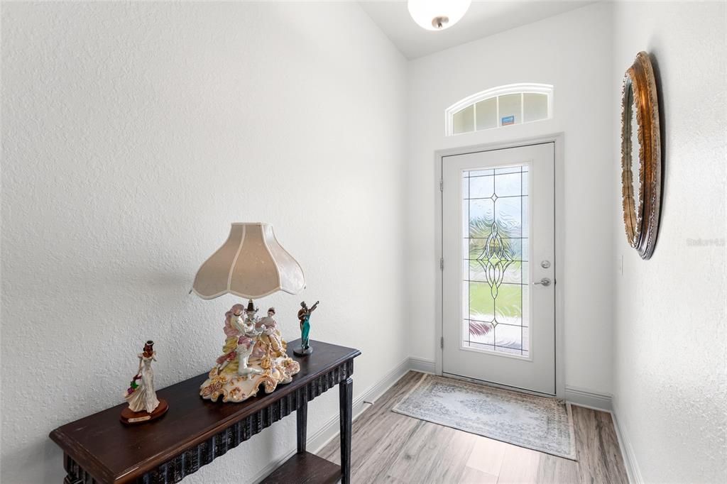 For Sale: $315,000 (3 beds, 2 baths, 1504 Square Feet)