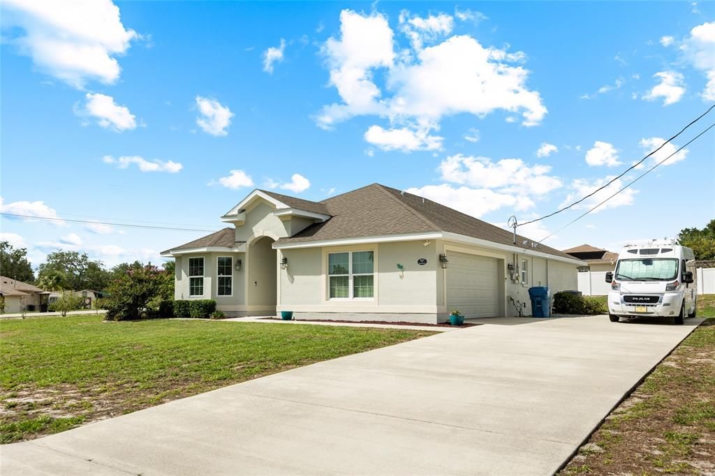 For Sale: $315,000 (3 beds, 2 baths, 1504 Square Feet)