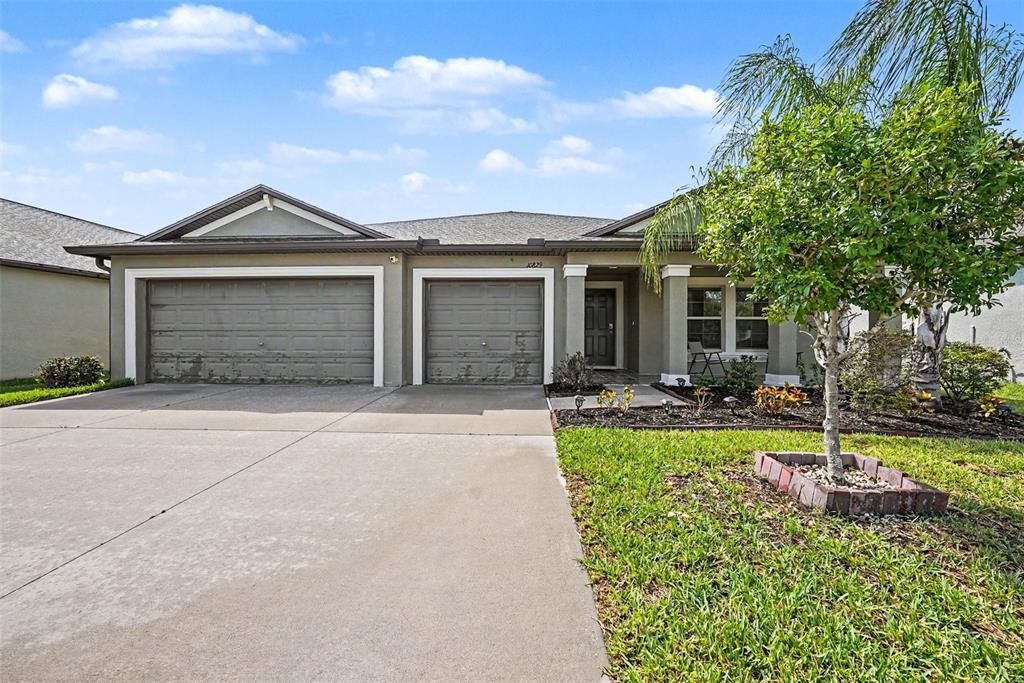 For Sale: $490,000 (4 beds, 2 baths, 2470 Square Feet)