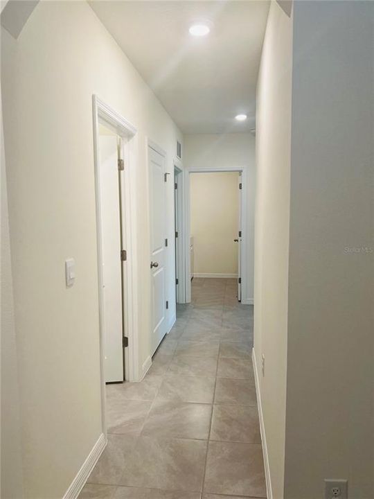 В аренду: $2,300 (4 спален, 2 ванн, 2319 Квадратных фут)