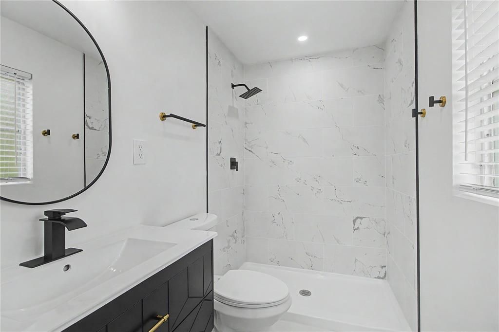 En Venta: $249,900 (2 camas, 2 baños, 1254 Pies cuadrados)