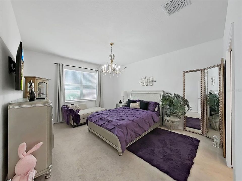 For Sale: $485,000 (3 beds, 2 baths, 1964 Square Feet)