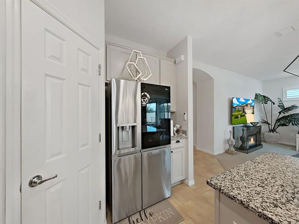 For Sale: $485,000 (3 beds, 2 baths, 1964 Square Feet)