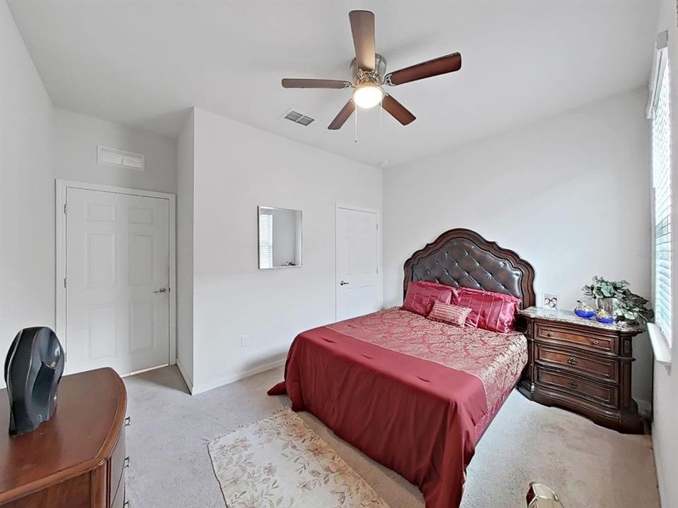 For Sale: $485,000 (3 beds, 2 baths, 1964 Square Feet)