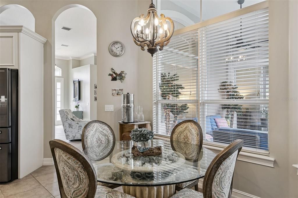 For Sale: $560,000 (4 beds, 3 baths, 2564 Square Feet)