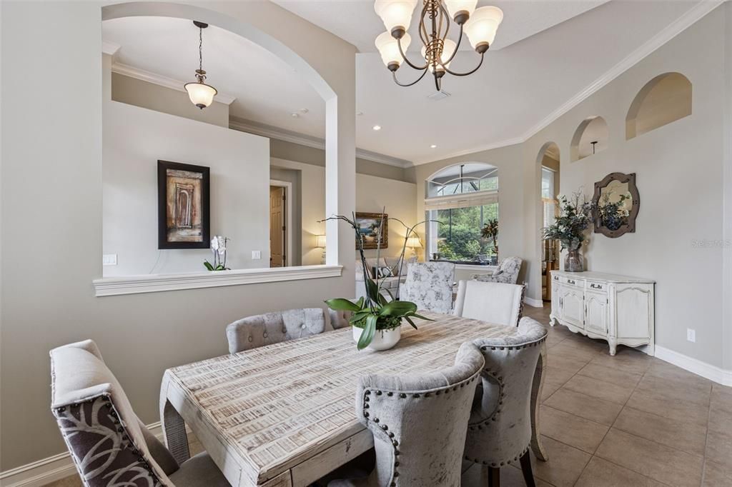 For Sale: $560,000 (4 beds, 3 baths, 2564 Square Feet)