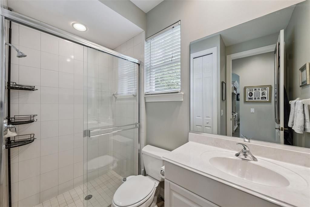 For Sale: $560,000 (4 beds, 3 baths, 2564 Square Feet)