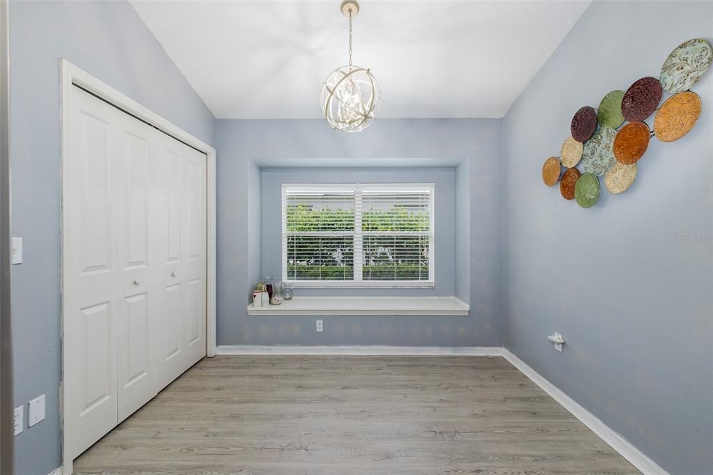 For Sale: $365,000 (4 beds, 2 baths, 1993 Square Feet)