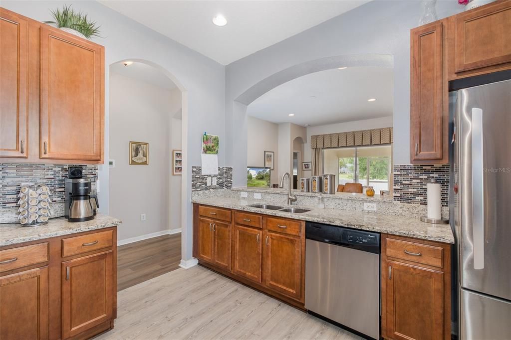 For Sale: $365,000 (4 beds, 2 baths, 1993 Square Feet)