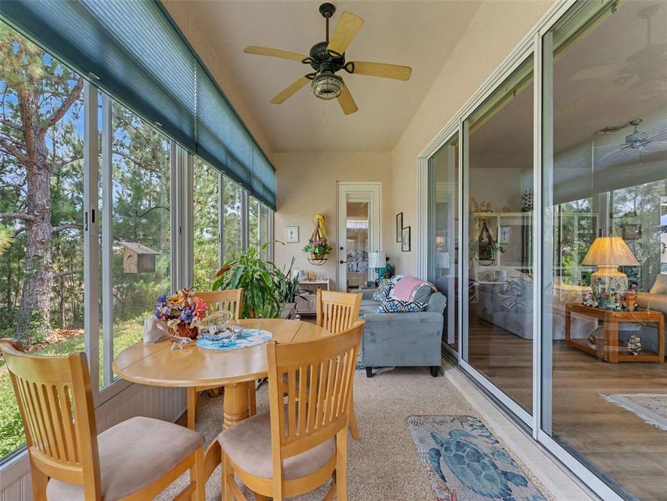 На продажу: $389,900 (3 спален, 3 ванн, 1732 Квадратных фут)