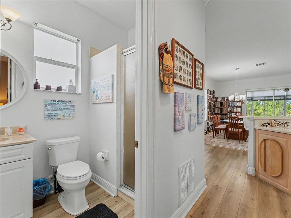 На продажу: $389,900 (3 спален, 3 ванн, 1732 Квадратных фут)