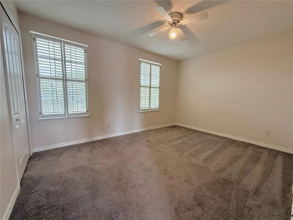 For Sale: $525,000 (4 beds, 2 baths, 2404 Square Feet)