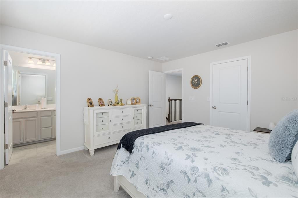 For Sale: $338,000 (3 beds, 2 baths, 1582 Square Feet)