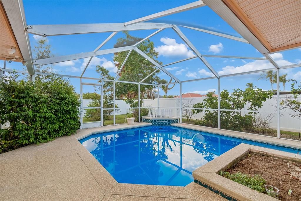 For Sale: $465,000 (4 beds, 2 baths, 2339 Square Feet)