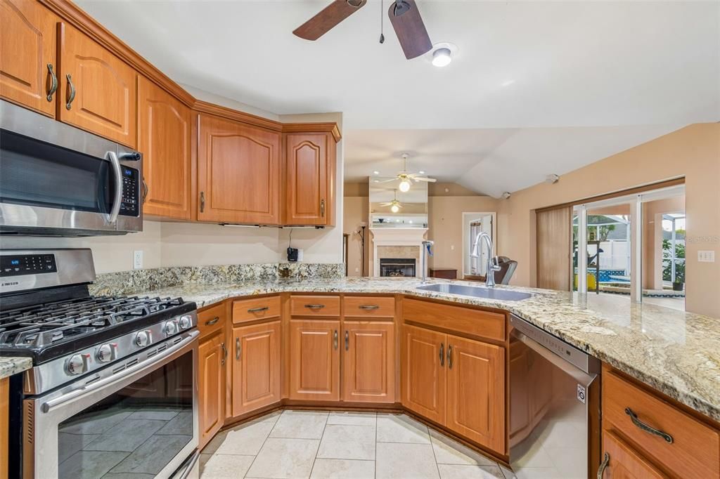For Sale: $465,000 (4 beds, 2 baths, 2339 Square Feet)