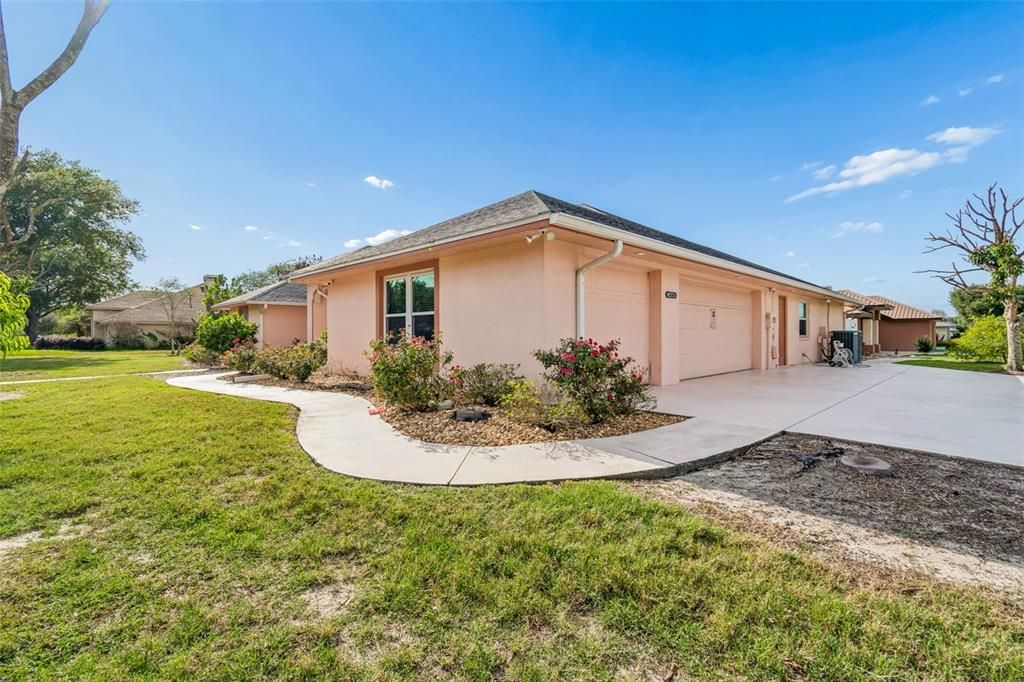 For Sale: $465,000 (4 beds, 2 baths, 2339 Square Feet)