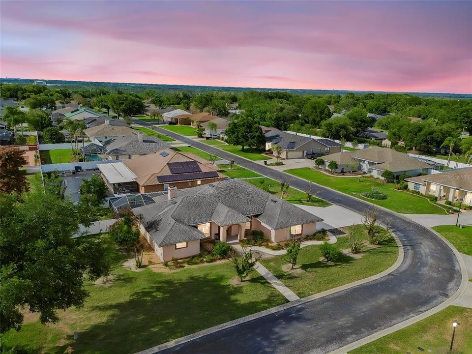 For Sale: $465,000 (4 beds, 2 baths, 2339 Square Feet)