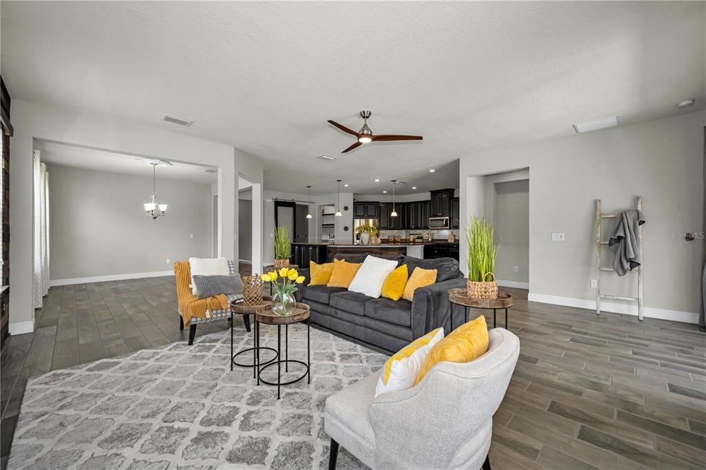 For Sale: $774,900 (4 beds, 3 baths, 2762 Square Feet)