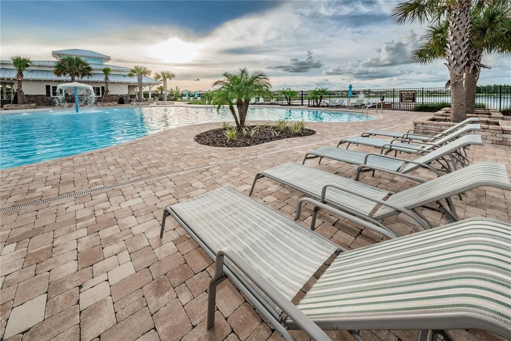 For Sale: $774,900 (4 beds, 3 baths, 2762 Square Feet)