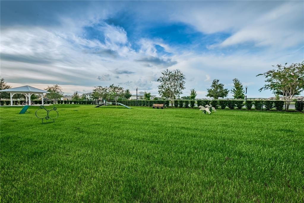 For Sale: $774,900 (4 beds, 3 baths, 2762 Square Feet)
