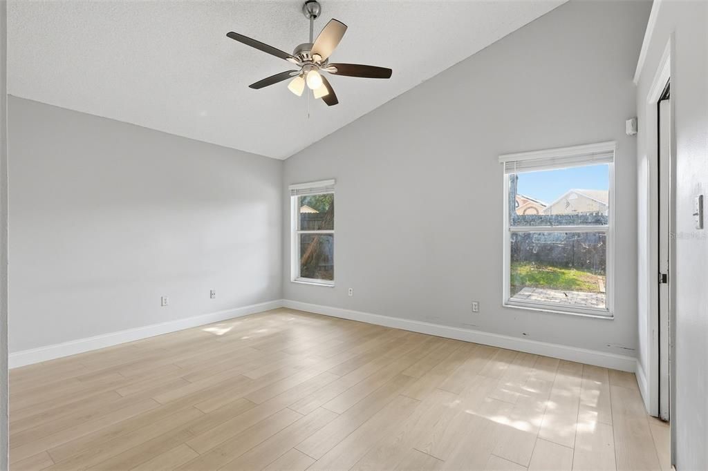 For Sale: $425,000 (3 beds, 2 baths, 1455 Square Feet)