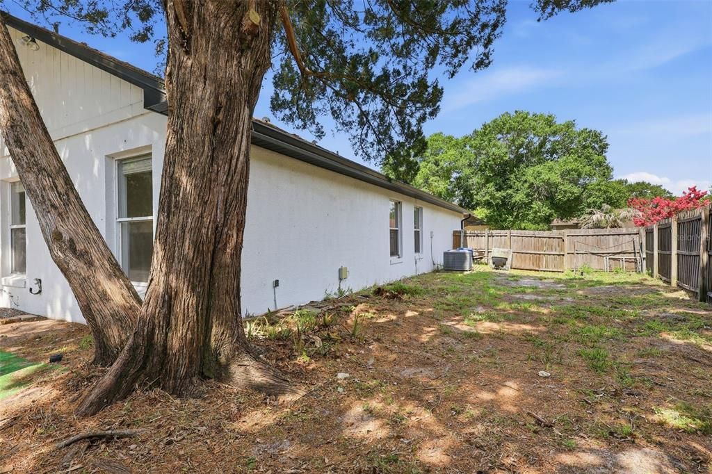 For Sale: $425,000 (3 beds, 2 baths, 1455 Square Feet)