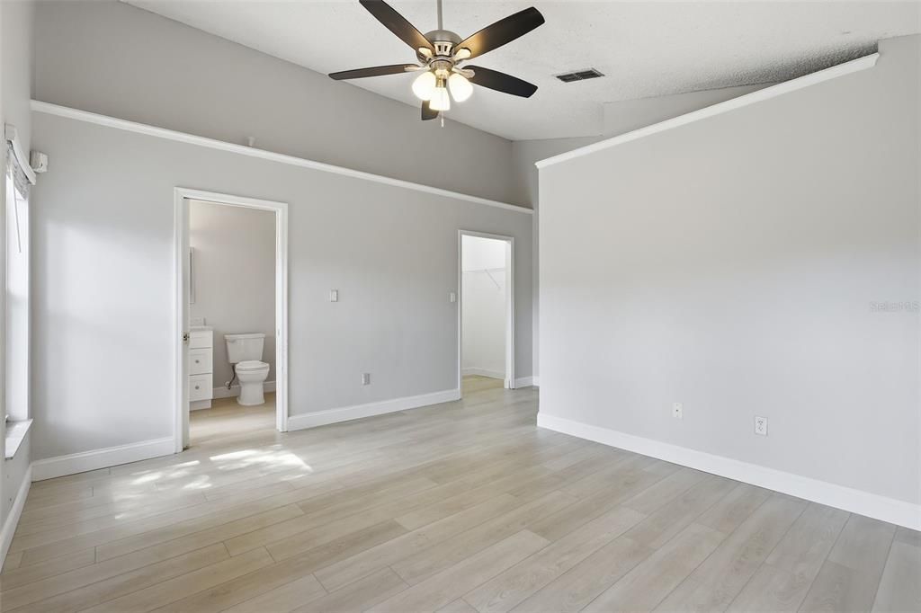 For Sale: $425,000 (3 beds, 2 baths, 1455 Square Feet)