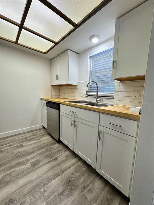 В аренду: $1,499 (1 спален, 1 ванн, 700 Квадратных фут)