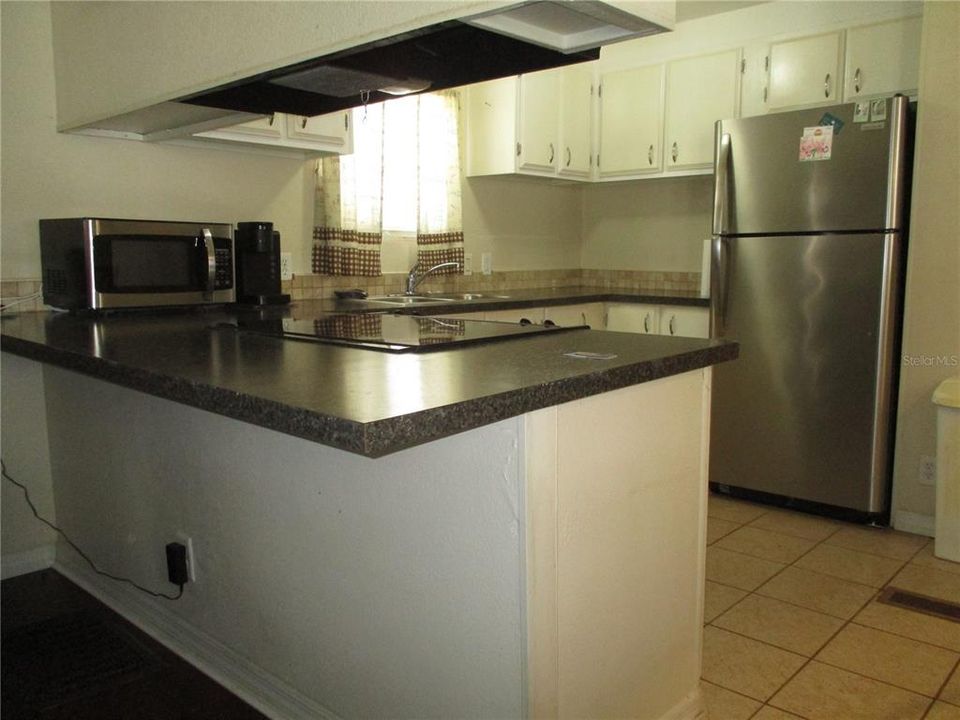 For Sale: $155,000 (2 beds, 2 baths, 840 Square Feet)
