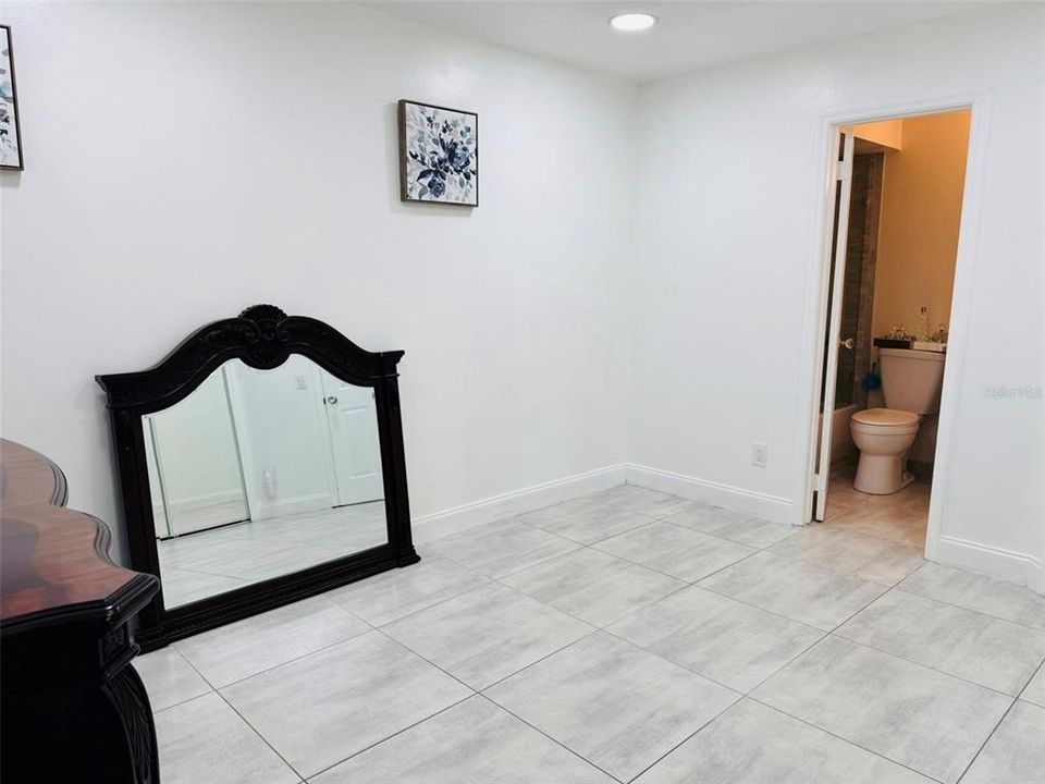 En Venta: $282,000 (2 camas, 2 baños, 954 Pies cuadrados)
