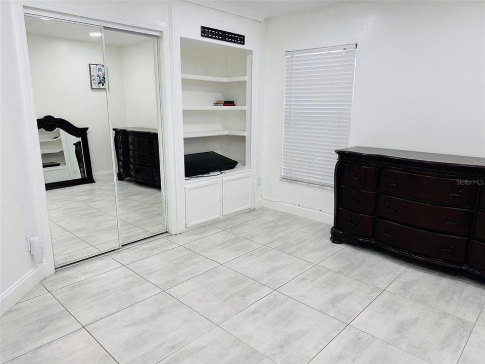 En Venta: $282,000 (2 camas, 2 baños, 954 Pies cuadrados)