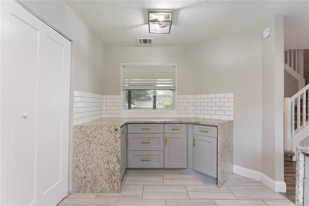 For Sale: $349,000 (3 beds, 2 baths, 1375 Square Feet)