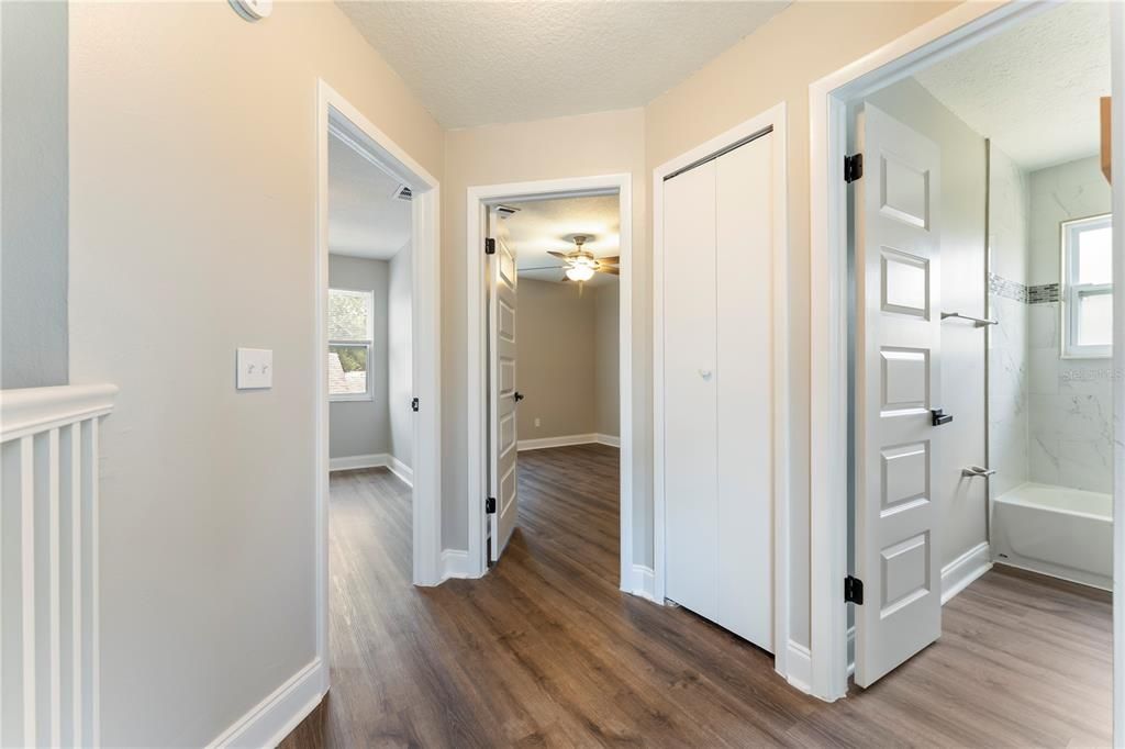 For Sale: $349,000 (3 beds, 2 baths, 1375 Square Feet)