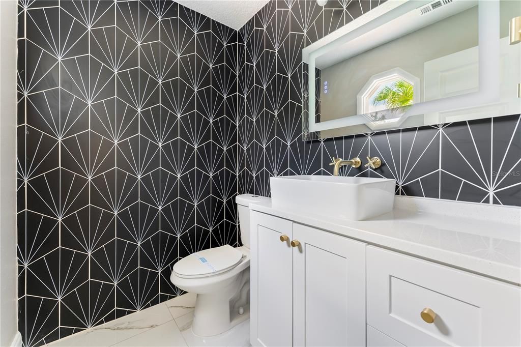 For Sale: $349,000 (3 beds, 2 baths, 1375 Square Feet)