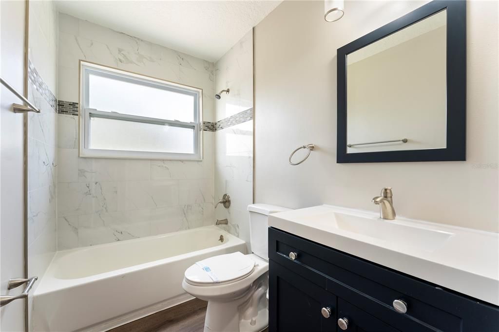 For Sale: $349,000 (3 beds, 2 baths, 1375 Square Feet)