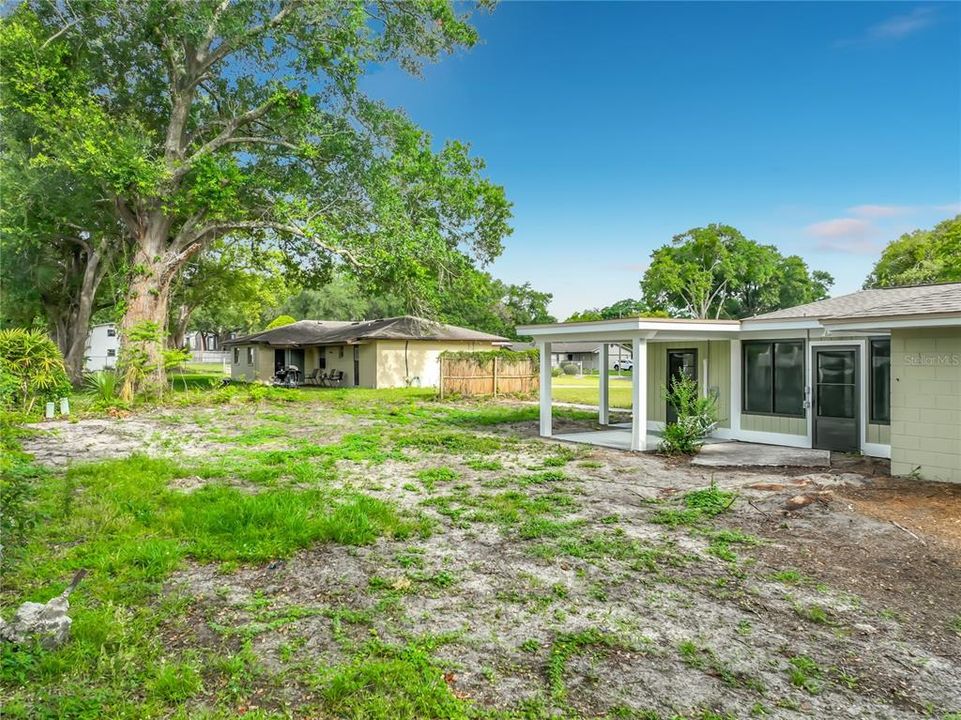 For Sale: $450,000 (4 beds, 2 baths, 1882 Square Feet)