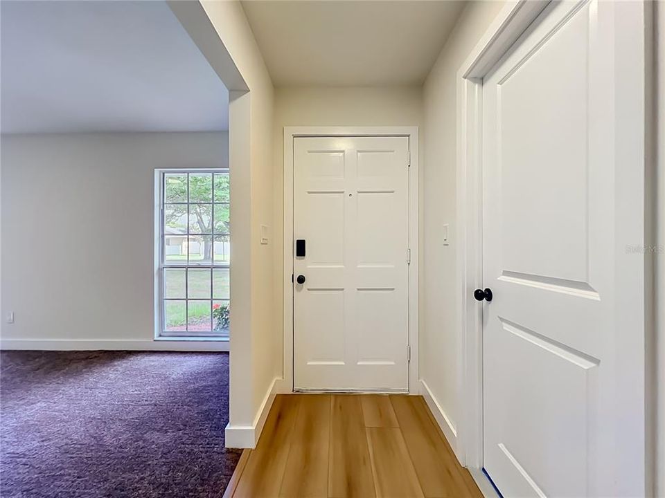 For Sale: $450,000 (4 beds, 2 baths, 1882 Square Feet)