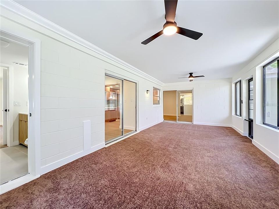 For Sale: $450,000 (4 beds, 2 baths, 1882 Square Feet)