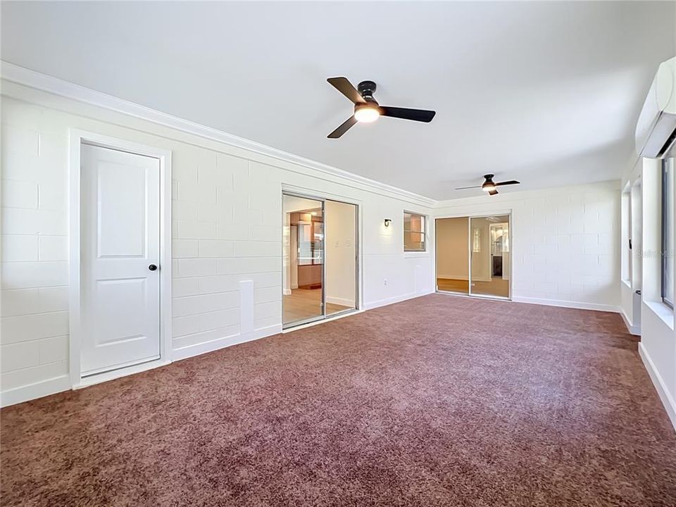 For Sale: $450,000 (4 beds, 2 baths, 1882 Square Feet)