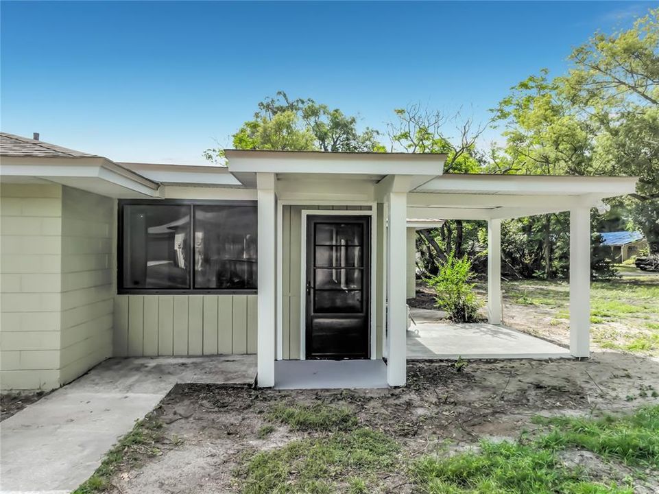 For Sale: $450,000 (4 beds, 2 baths, 1882 Square Feet)