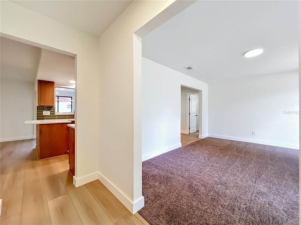 For Sale: $450,000 (4 beds, 2 baths, 1882 Square Feet)