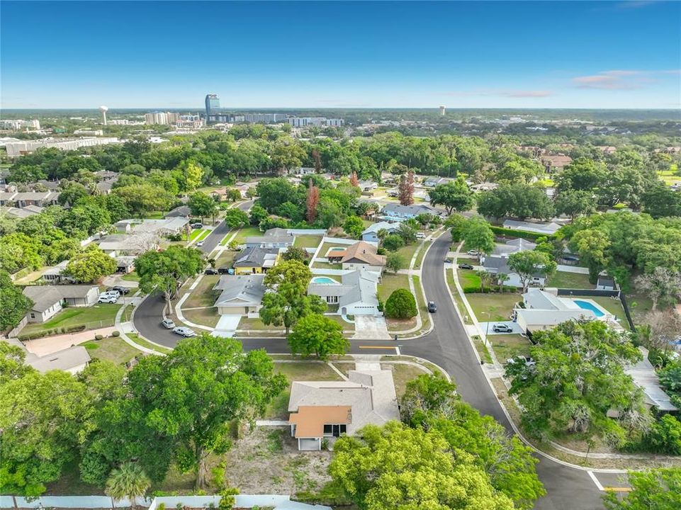 For Sale: $450,000 (4 beds, 2 baths, 1882 Square Feet)