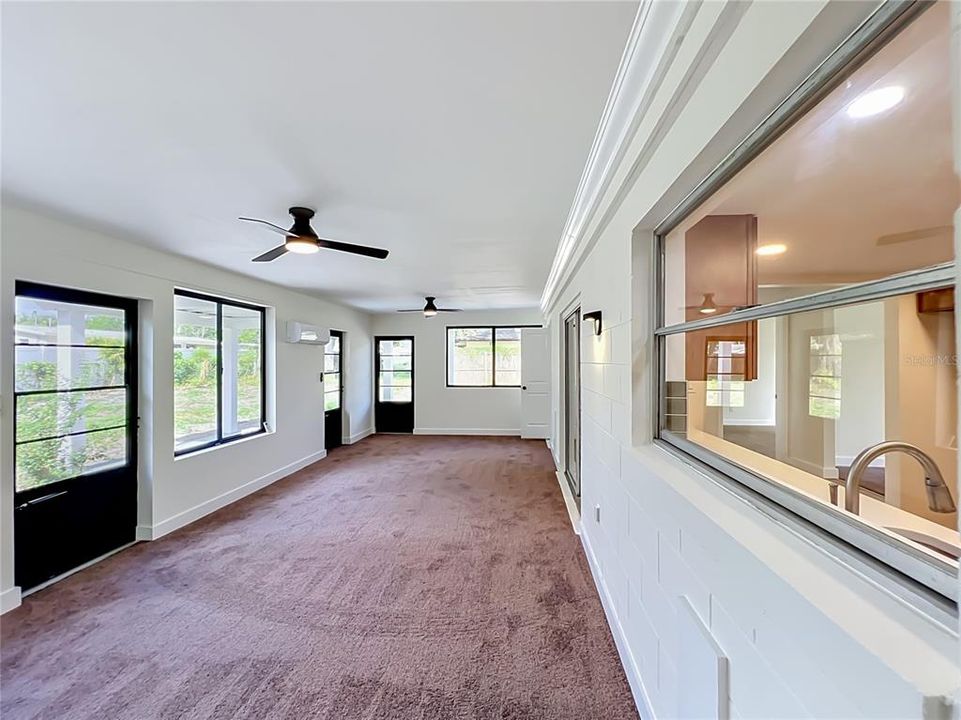 For Sale: $450,000 (4 beds, 2 baths, 1882 Square Feet)