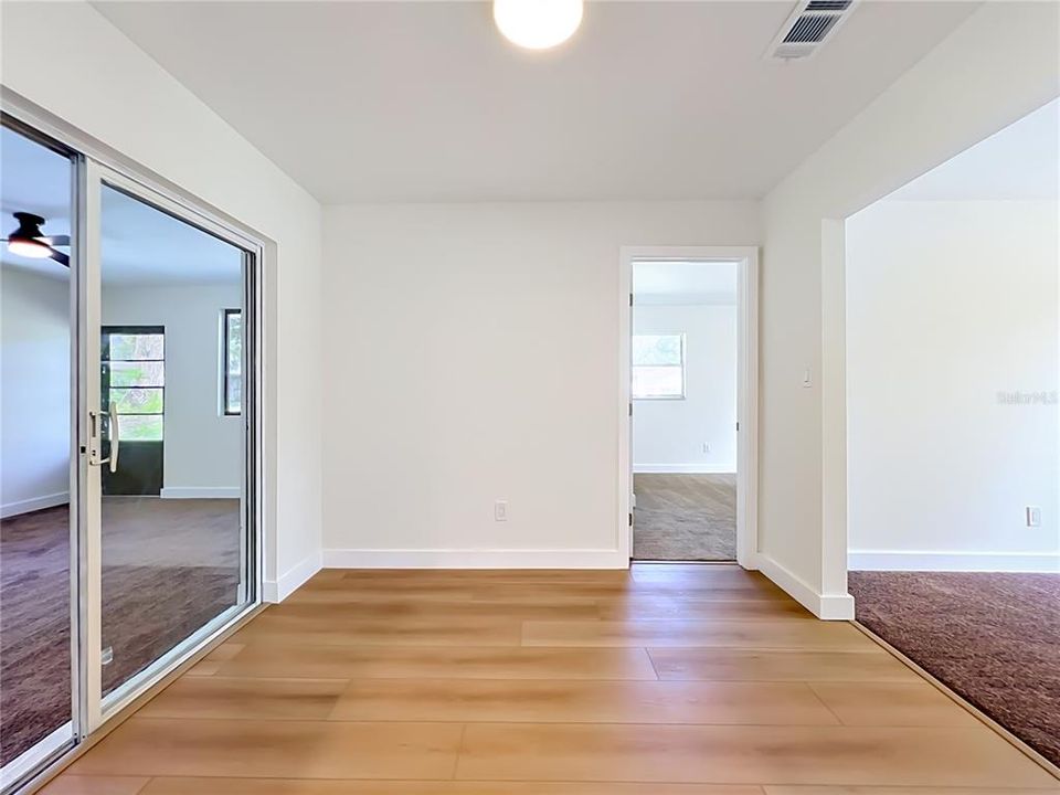 For Sale: $450,000 (4 beds, 2 baths, 1882 Square Feet)