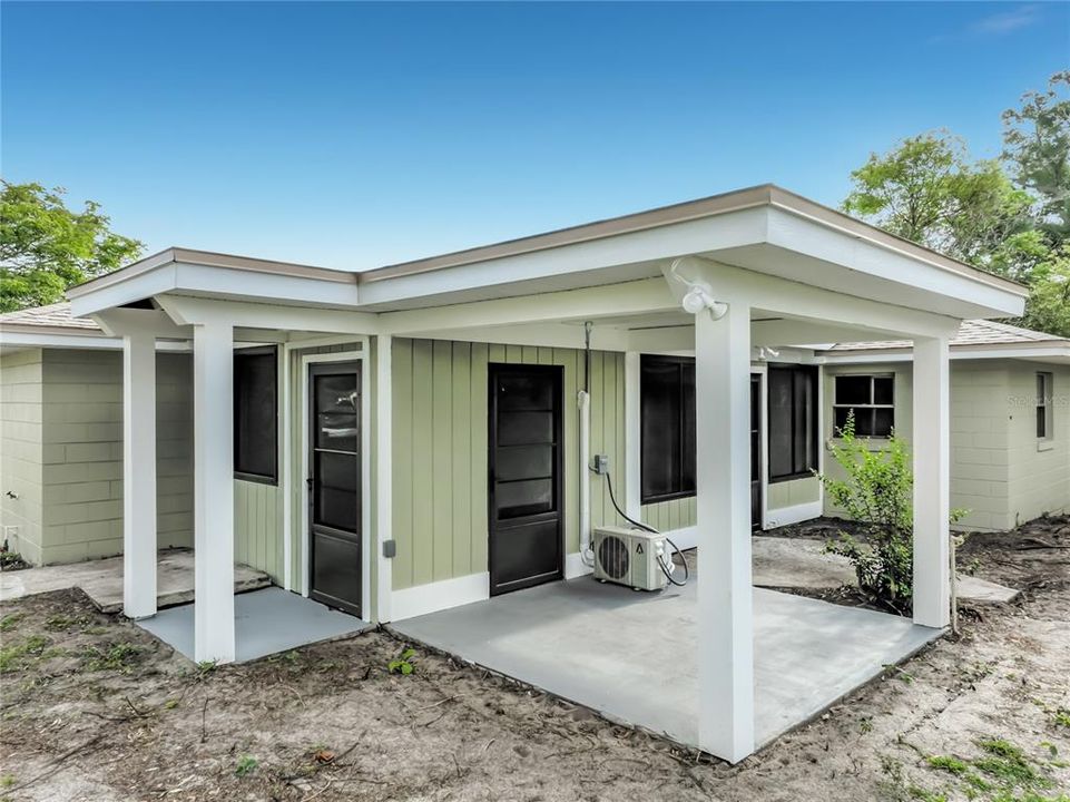 For Sale: $450,000 (4 beds, 2 baths, 1882 Square Feet)